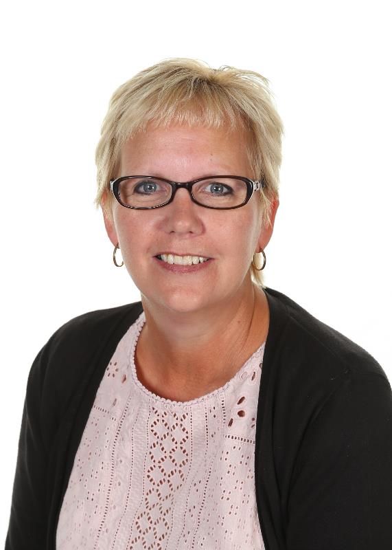 Lisa Stone